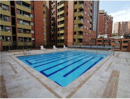 Imagen 18 de 25 de Apartamento En Venta San Joaquin 1092-833