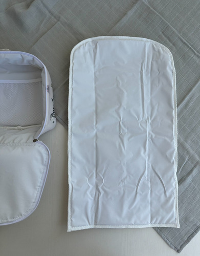 Cambiador + Neceser Portatil Bebé, 100% Impermeable Premium! Color Rosa Claro Niza