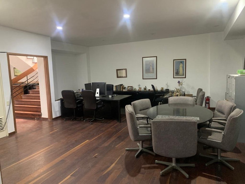 Imagen 21 de 29 de Venta Espectacular Apartamento Con Piscina Privada Y Jardín