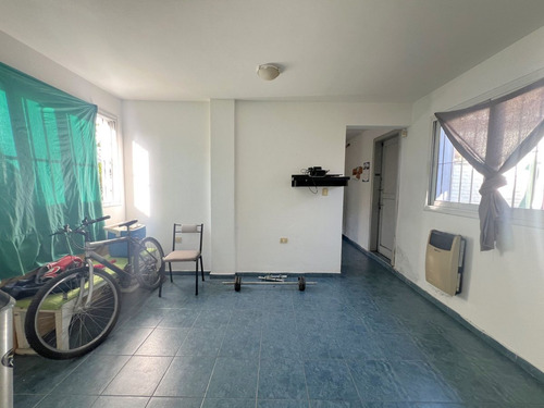 Venta 2 Casas De 2 Y 3 Dorm Patio Matienzo