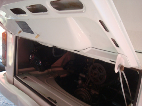 Volkswagen Kombi FurgãO 1.6 3p