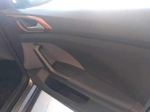 Imagen 12 de 15 de Volkswagen T-cross Comfortline Automatica #30