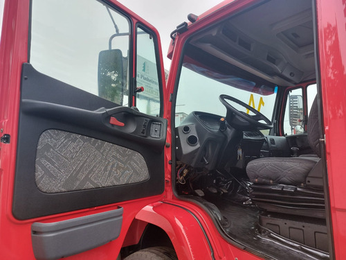 Mercedes Benz Mb Atron 1319 Ano 2014 Carroceria De Madeira