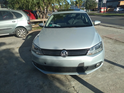 Volkswagen Vento 2.5 Luxury 170cv 2011