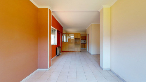 Imagen 4 de 16 de Venta Casa Interna 3 Dorm 63 E/125 Y 126. Berisso