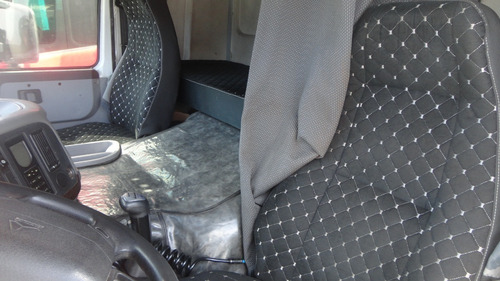 Imagem 5 de 8 de Sinotruk Howo 380 6x4 201010
