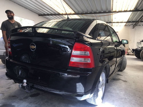Imagem 3 de 7 de Chevrolet Astra