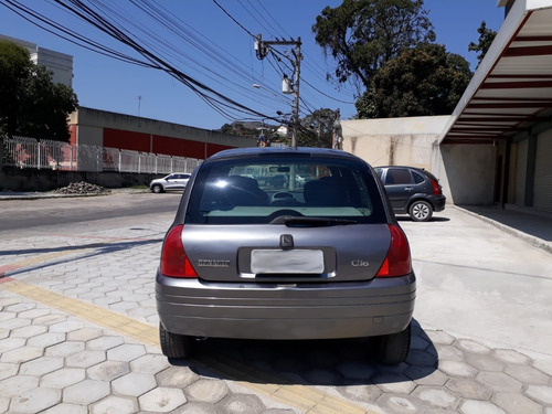 Imagem 12 de 12 de Renault Clio 2001 - Rn 1.0 Hatch - Ar Cond. - Vid Elet. 4 Pt