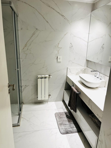 Venta 4 Ambientes Remodelado Con Cochera En Palermo Chico