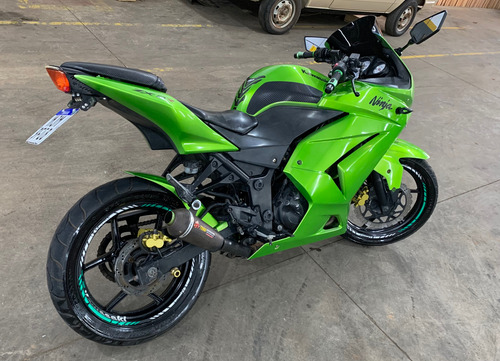 Vendo Troco Ninja 250r