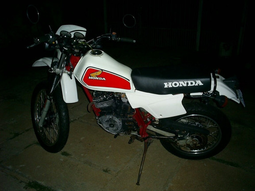 Moto Honda Xl 250 1983 Com 1 Carburador Raridade E Filé