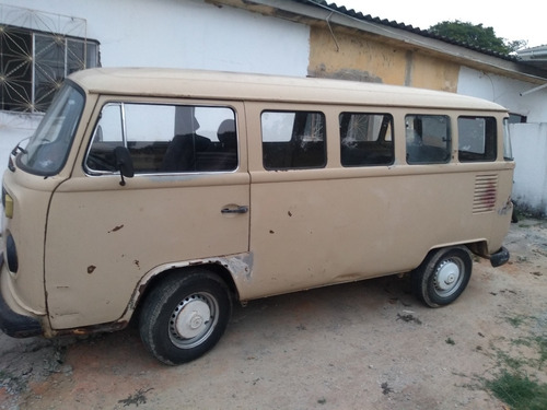 Kombi, Furgão, 1990.