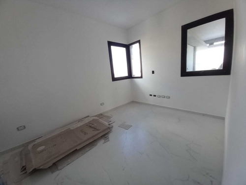 Casa En Venta En Villalobos, Guillermo Enrique Hudson, Berazategui
