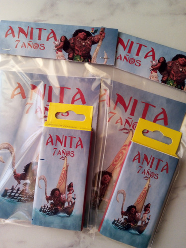 Libritos Para Colorear Moana 10 Unid Con Cajita De Lápices