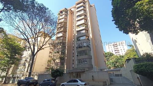 Apartamento Remodelado En Venta En La Urbina 24-18767 Cs