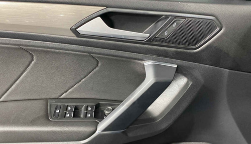 Imagen 8 de 15 de 123432 - Volkswagen Tiguan 2018 Con Garantía