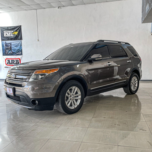 Ford Explorer 