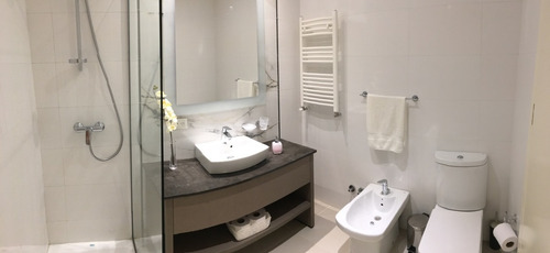 Imagen 12 de 20 de Alquiler De Departamento Premium Bóreas Cariló Con Jardín