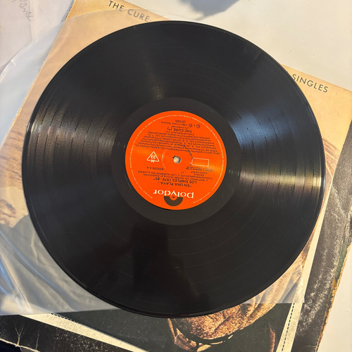 The Cure Vinilo Singles Standing On A Beach Estándar (Usado)