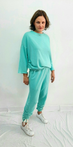 Conjunto Rustico Algodon Buzo Y Joggineta Aqua Con Frunces