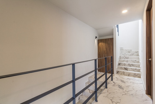 Imagen 6 de 14 de Venta De Casa C/alberca (3 Niveles, Cuartos C/closet)