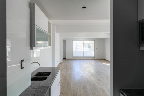 Amplio Loft Que Sugiere Un Lugar Distinto Para Vivir-centro Rosario
