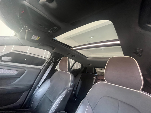 Volvo Outros Modelos XC 40 T-5 HÍBRIDO R-DESIGN 1.5 262CV FWD