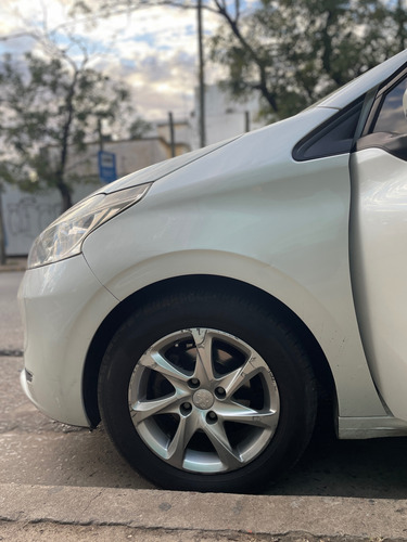 Peugeot 208 1.5 Allure Touchscreen