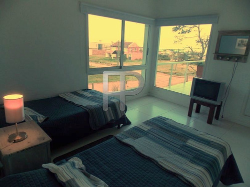 Imagen 7 de 12 de Casa En Venta La Barra 7 Dormitorios, 1000 M2 Terreno