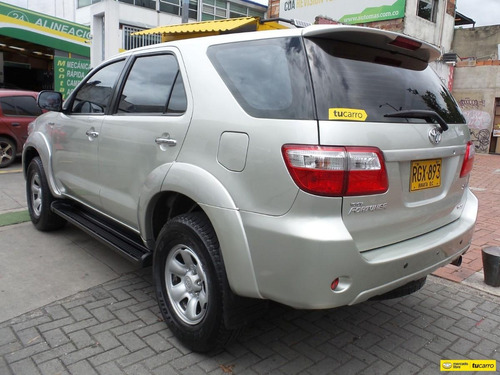 Toyota Fortuner 2.7 Wt-i 4x2