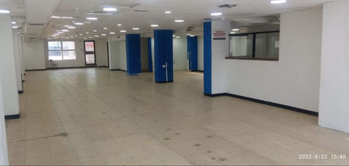 Imagen 15 de 16 de Edificio Centro Empresarial Teramo , Av. Ppal. Lechería, Sector El Peñonal, Lechería - Edo Anzoátegui.