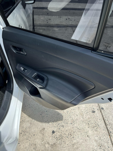Nissan Versa 1.6 Advance At