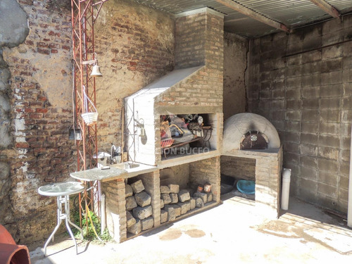 Imagen 17 de 17 de Venta De Casa 3 Dormitorios En Tres Cruces, Montevideo.