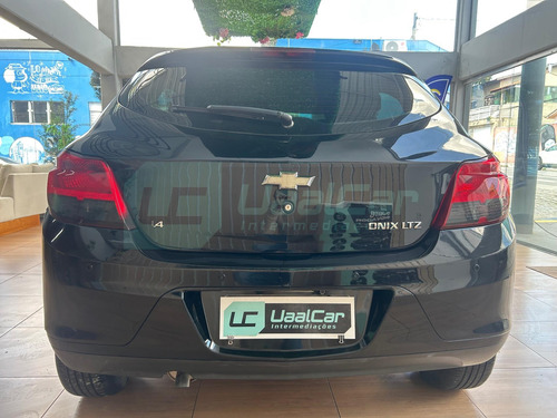 Chevrolet Onix HATCH LTZ 1.4 8V FlexPower 5p Mec.