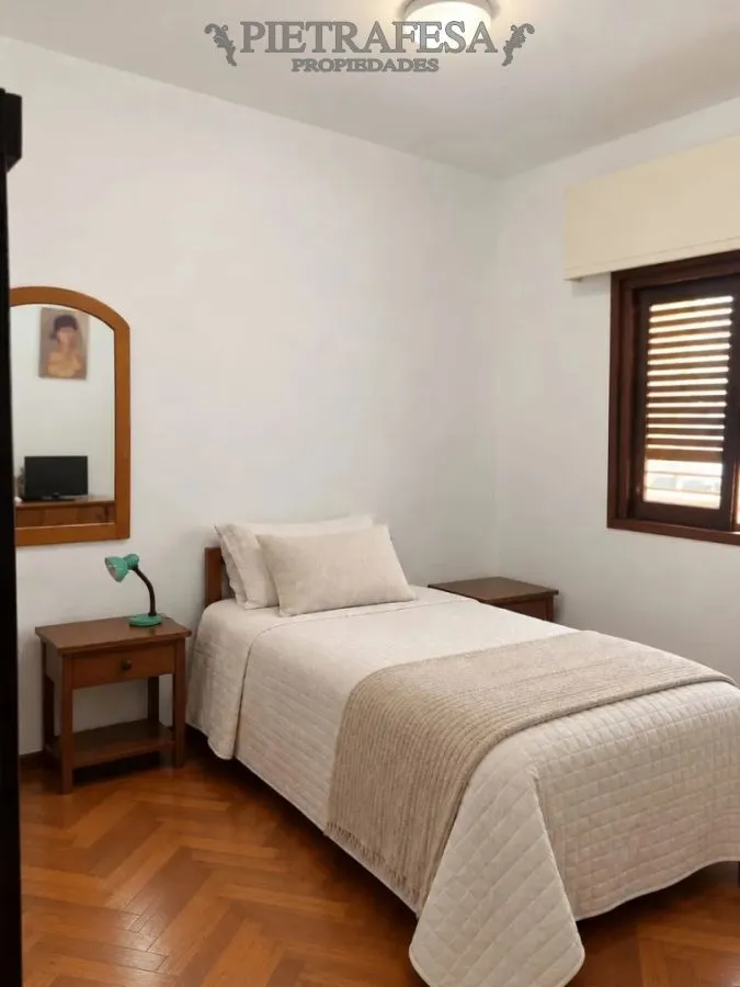 Apartamento En Alquiler, 1 Dormitorio, 1 Baño, Patio. Gastos Comunes Incluidos. Aires Puros. · Foto 3