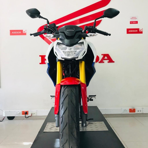 Imagen 3 de 24 de Honda Cb190r 2024 7 De Agosto