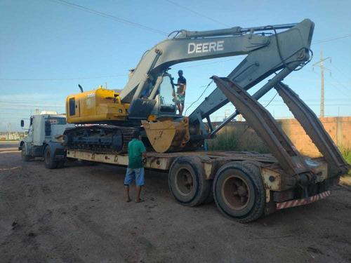 Imagem 3 de 8 de John Deere 200 200 Dlc
