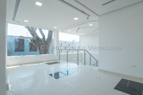 Casa En Venta En Cumbres De Curumo Mls #24-26309