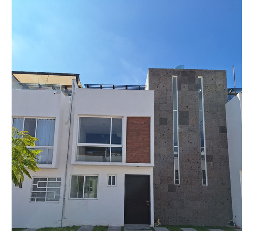 Casa En Venta En Santa Fe Residencial, A 5min De 5 De Febrero