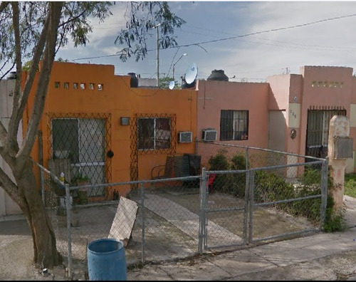 Casa En Remate Ubicada En C. Ciprés, Colinas De San Juan(colinas De La Morena), Cdad. Benito Juárez, N.l. Sk04