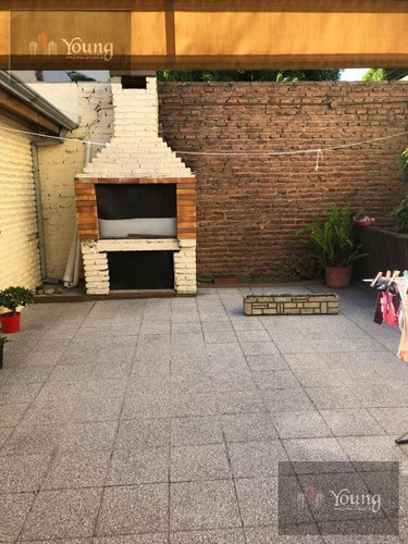 Imagen 4 de 19 de Casa En 2 Plantas De 5 Ambientes, En Villa Dominico En Venta!!!