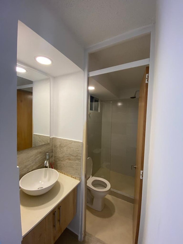 Imagen 10 de 14 de Arriendo Lindo Apartamento Para Estrenar