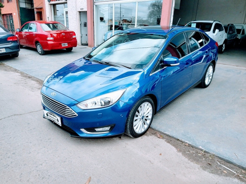 Imagen 2 de 11 de Ford Focus Iii 2.0 Sedan Titanium At6 2017