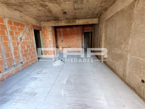 A Estrenar! Departamento De 1 Ambiente Al Contrafrente - Ramón Falcón 6600