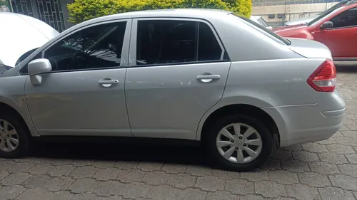 Nissan Tiida 1.8