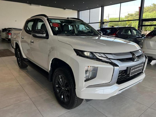 Mitsubishi L200 2.4 Triton Sport Hpe Cab. Dupla 4x4 Aut. 4p