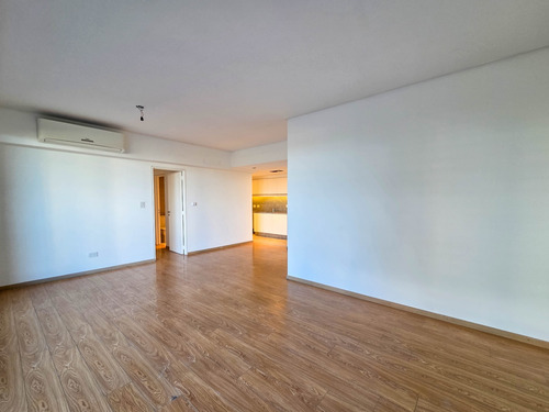 Departamento En Alquiler De 2 Dormitorios + Cochera + Baulera En Puerto Norte