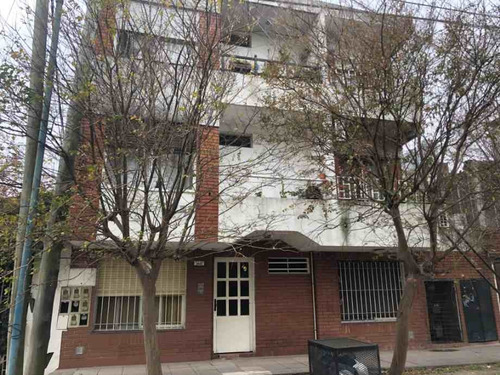 Imagen 1 de 10 de Departamento En Venta En Bernal Oeste