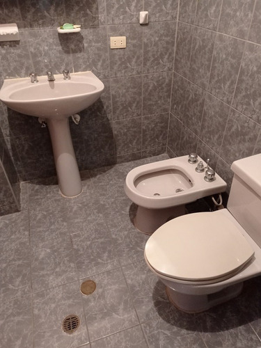 Imagen 10 de 12 de Apartamento En Mañongo, Res. La Trinidad Frente Al Sambil Carlos Tona Cod: Pla-1264