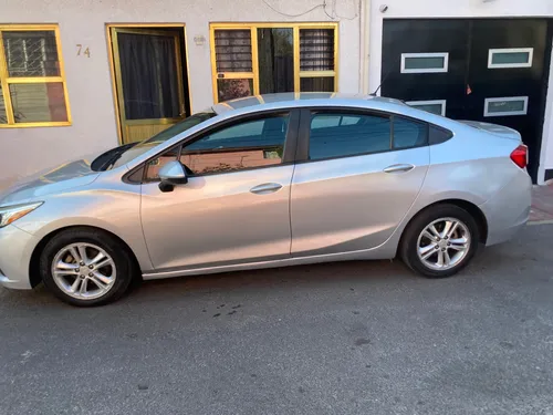 Chevrolet Cruze 1.4 Ls Mt